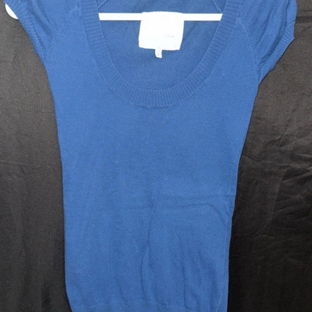 Tildon Blue Crew Neck Sweater top size small